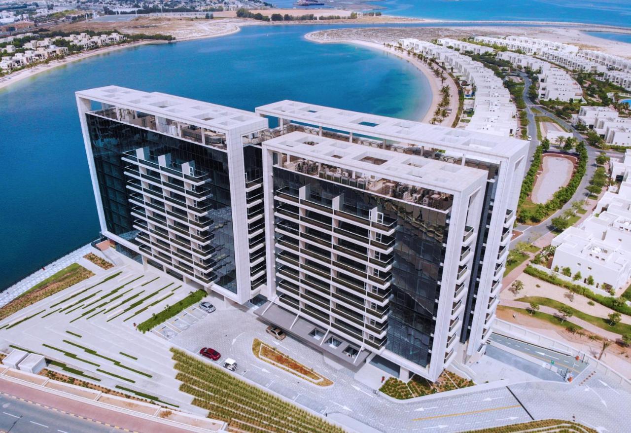 Live In The Middle Of Lagoons And Sea 拉斯阿尔卡麦 外观 照片